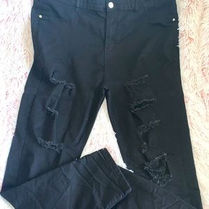 Size 18 Boohoo stretch ripped skinnies